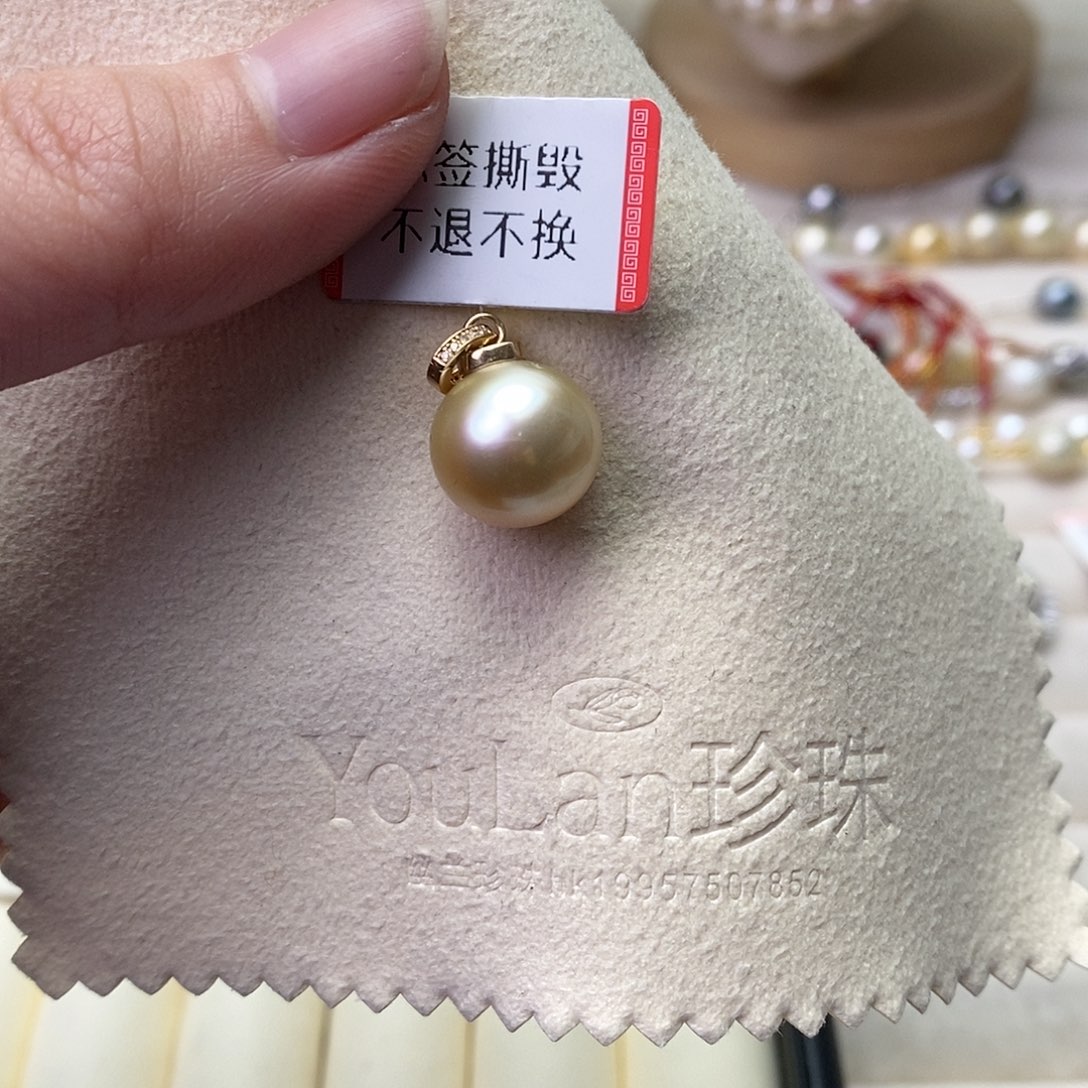 海水珍珠颈饰18K金镶嵌