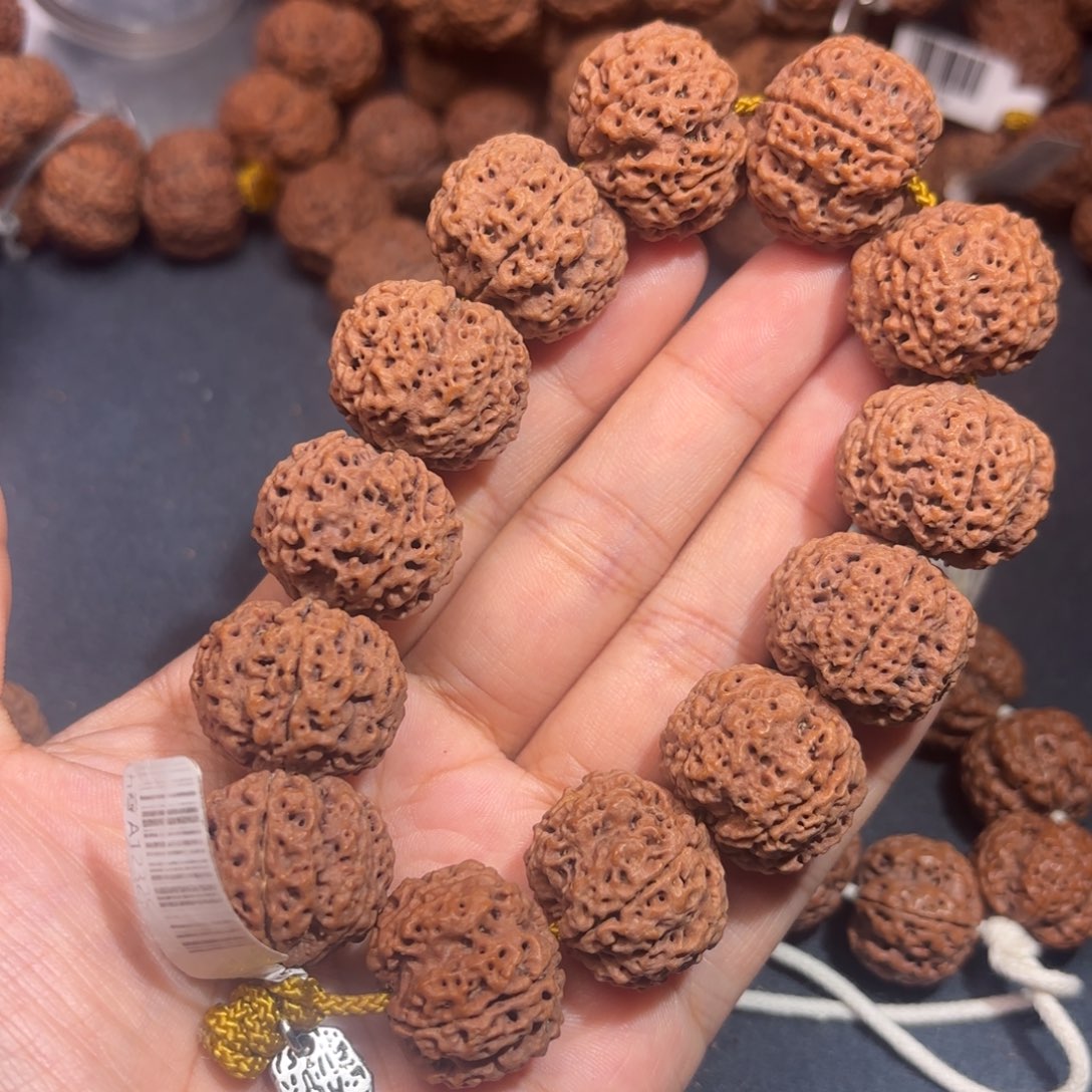 传***～金刚菩提手串满天星蜂王23mm