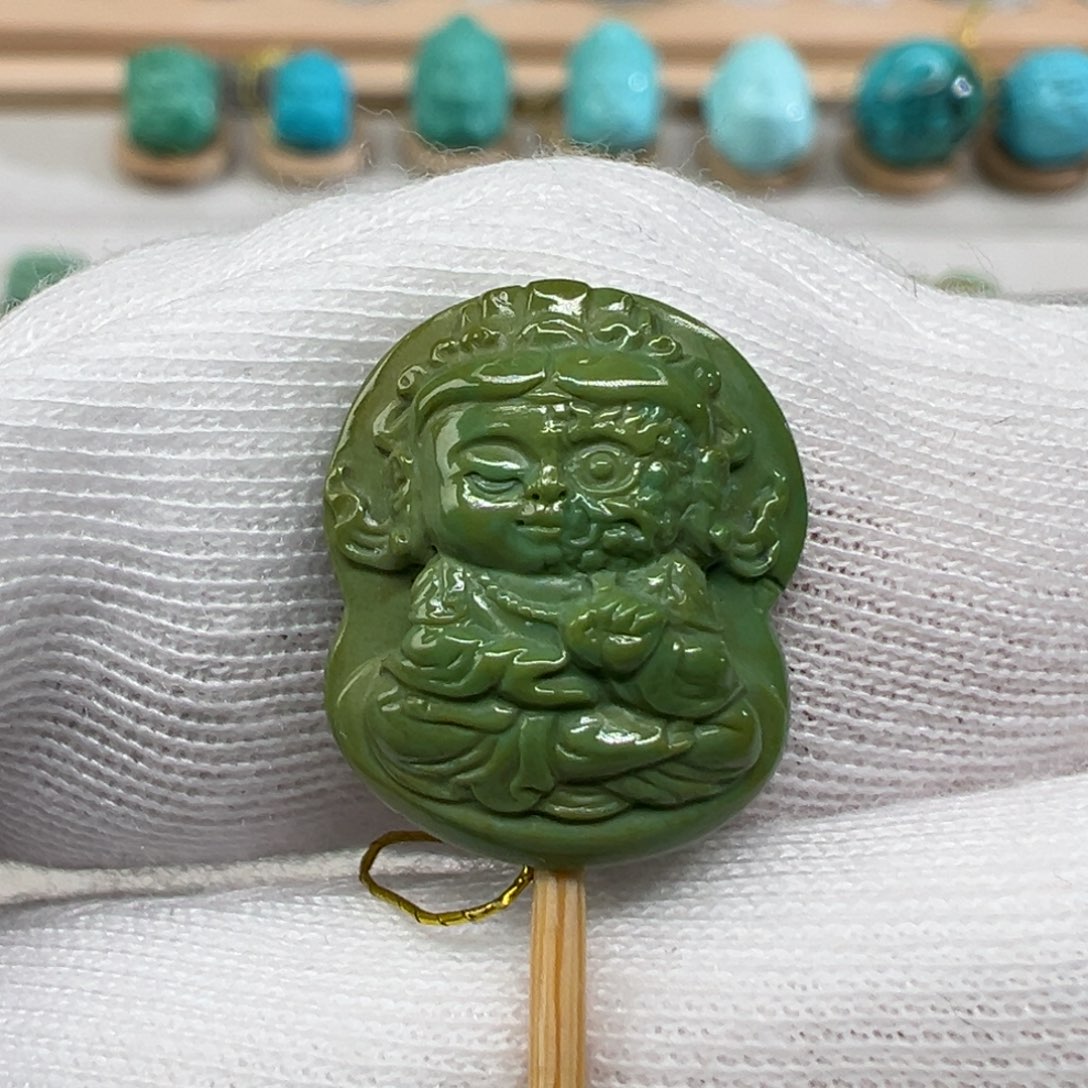 绿松石配饰未镶嵌