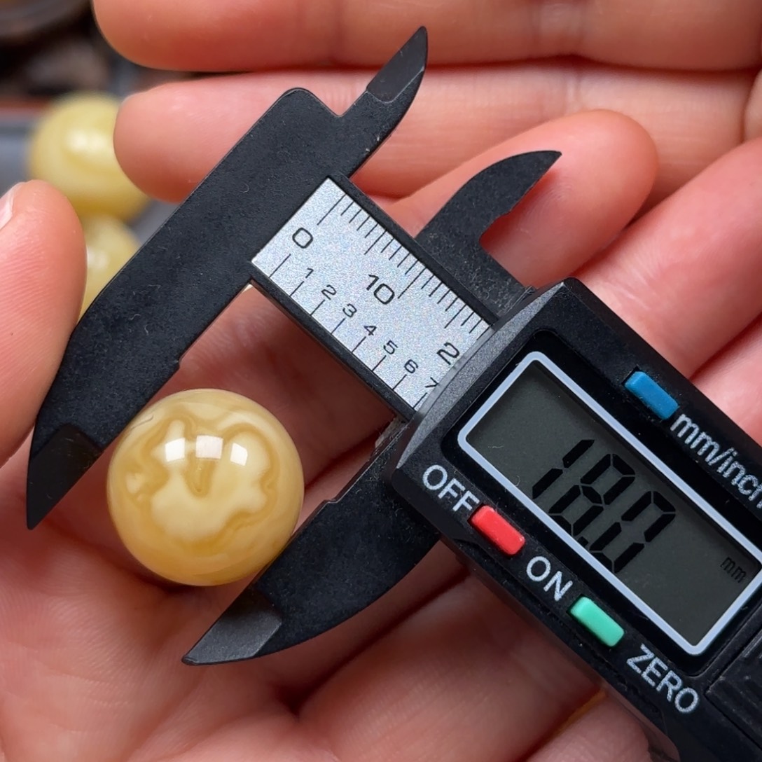 落***意琥珀未镶嵌珠宝奇石蜜蜡单珠