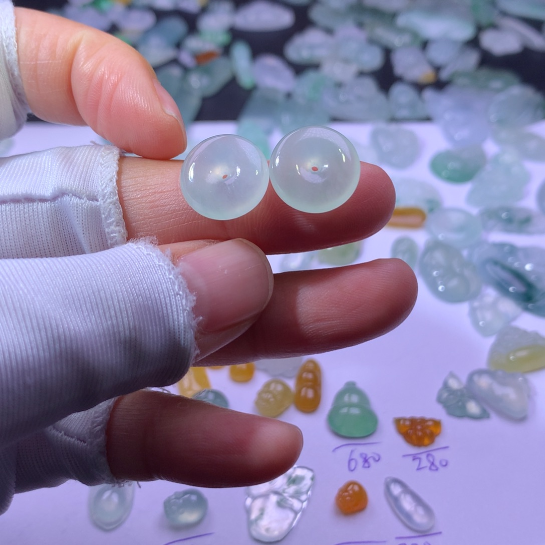 翡翠未镶嵌耳饰扣子