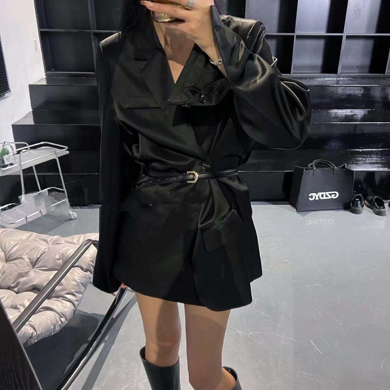 爱丽家新款纯色休闲气质简约百搭西装XZ0301