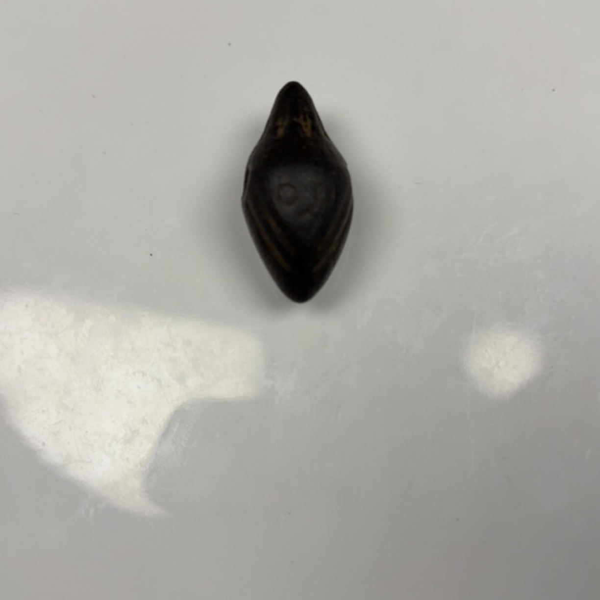 藏地工艺打造的藏传元素泥擦吊坠
