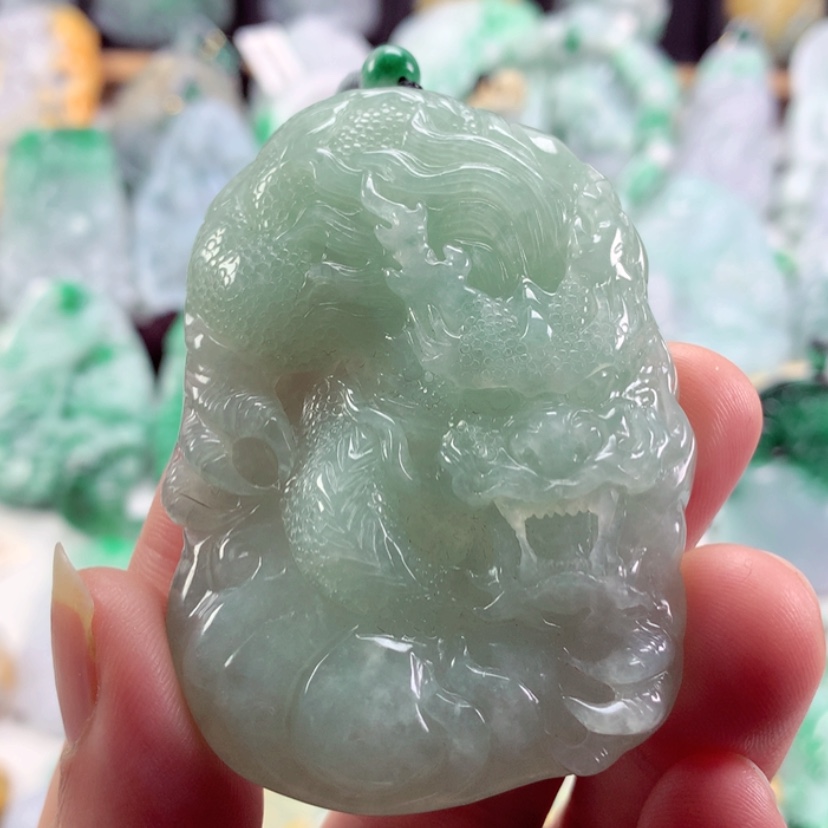 【闪购商品】翡翠吊坠(不含链)未镶嵌