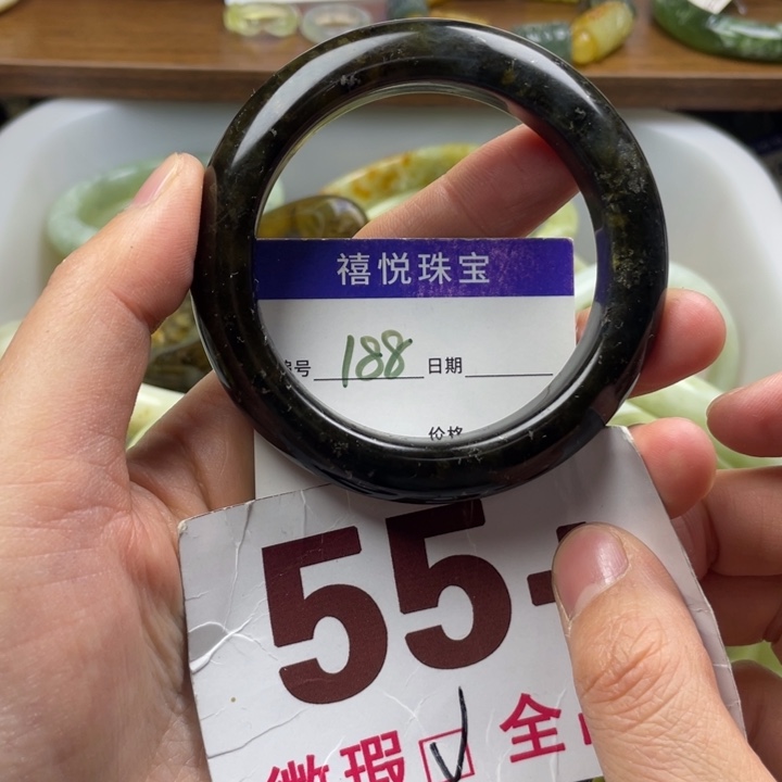 未镶嵌蛇纹石玉手镯
