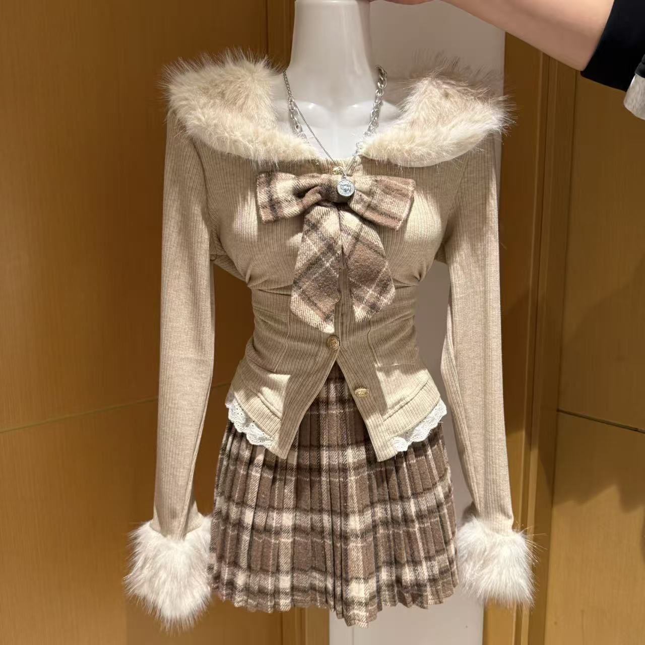 摩卡甜心修身上衣甜妹格子短裙