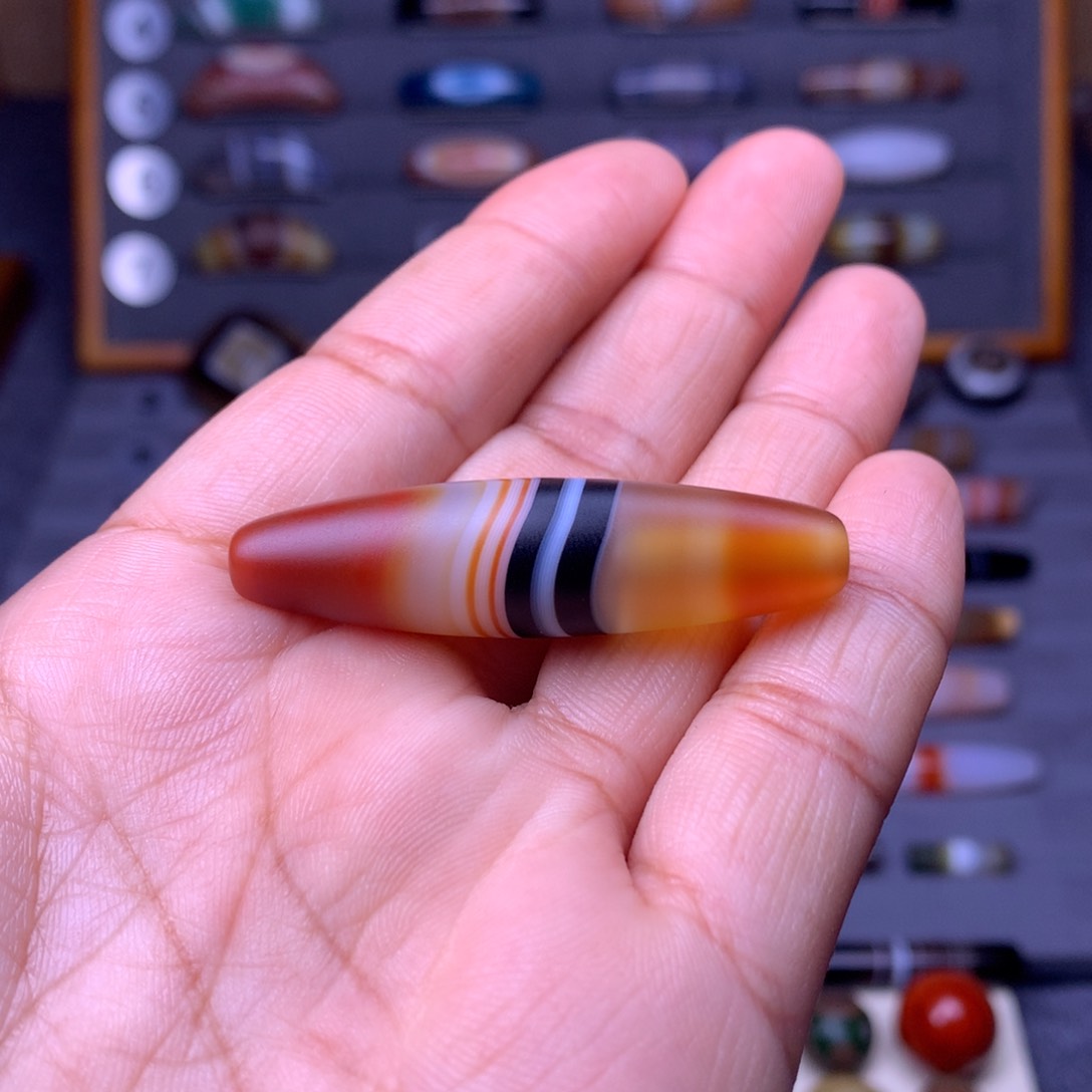 未镶嵌玛瑙/玉髓珠宝奇石