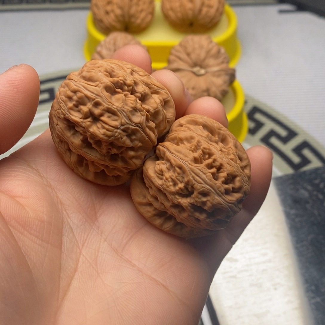 文玩核桃吊坠元宝42