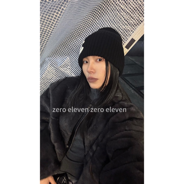 zero eleven定制设计感圆领百搭显瘦拼接皮拉链毛毛短外套LRD5341