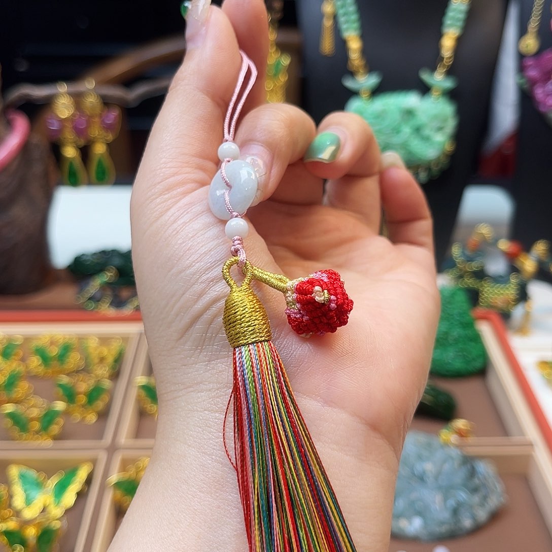 翡翠未镶嵌手链挂