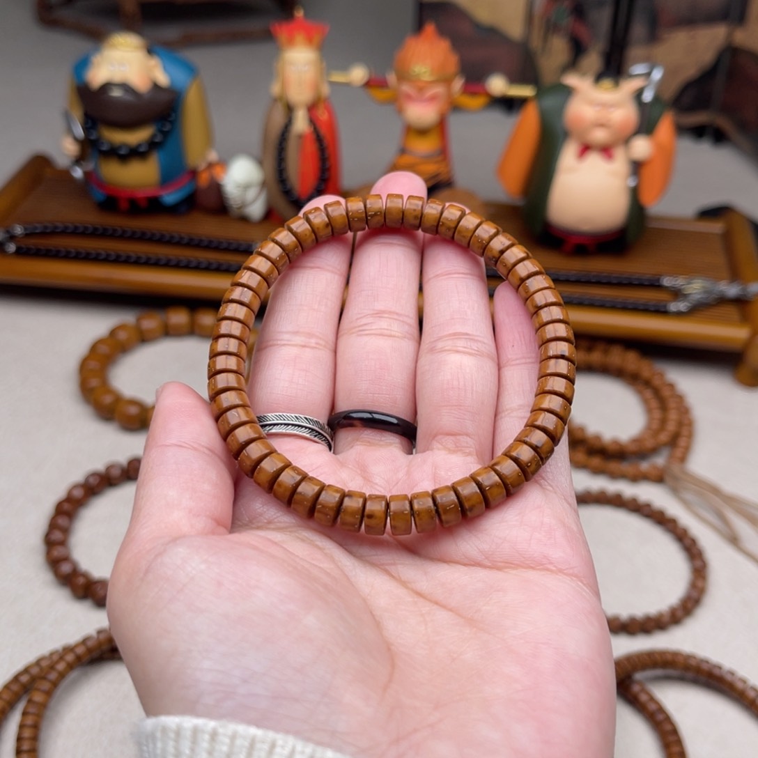 紫金鼠手串74纯肉药片福利