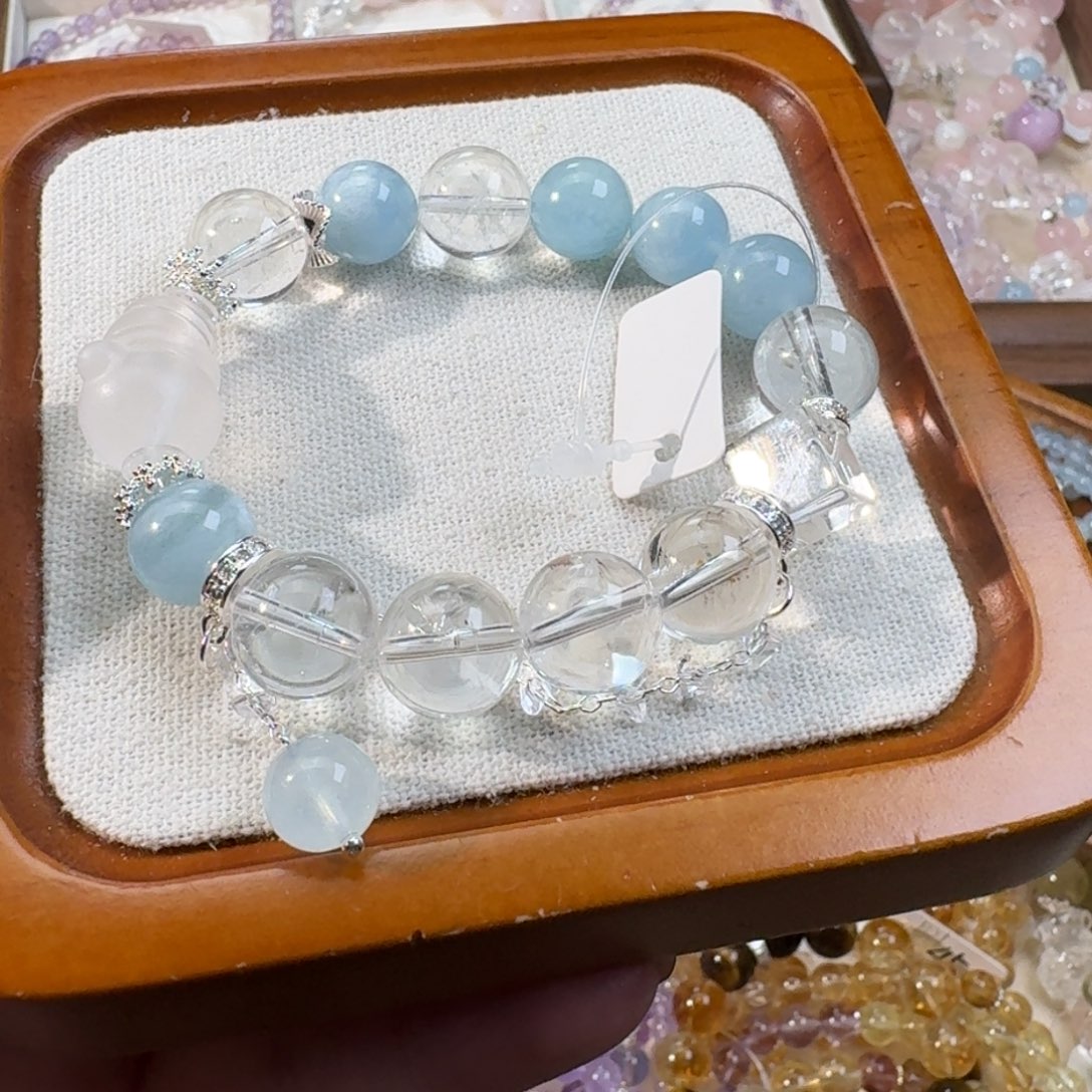 水晶手串未镶嵌海蓝宝