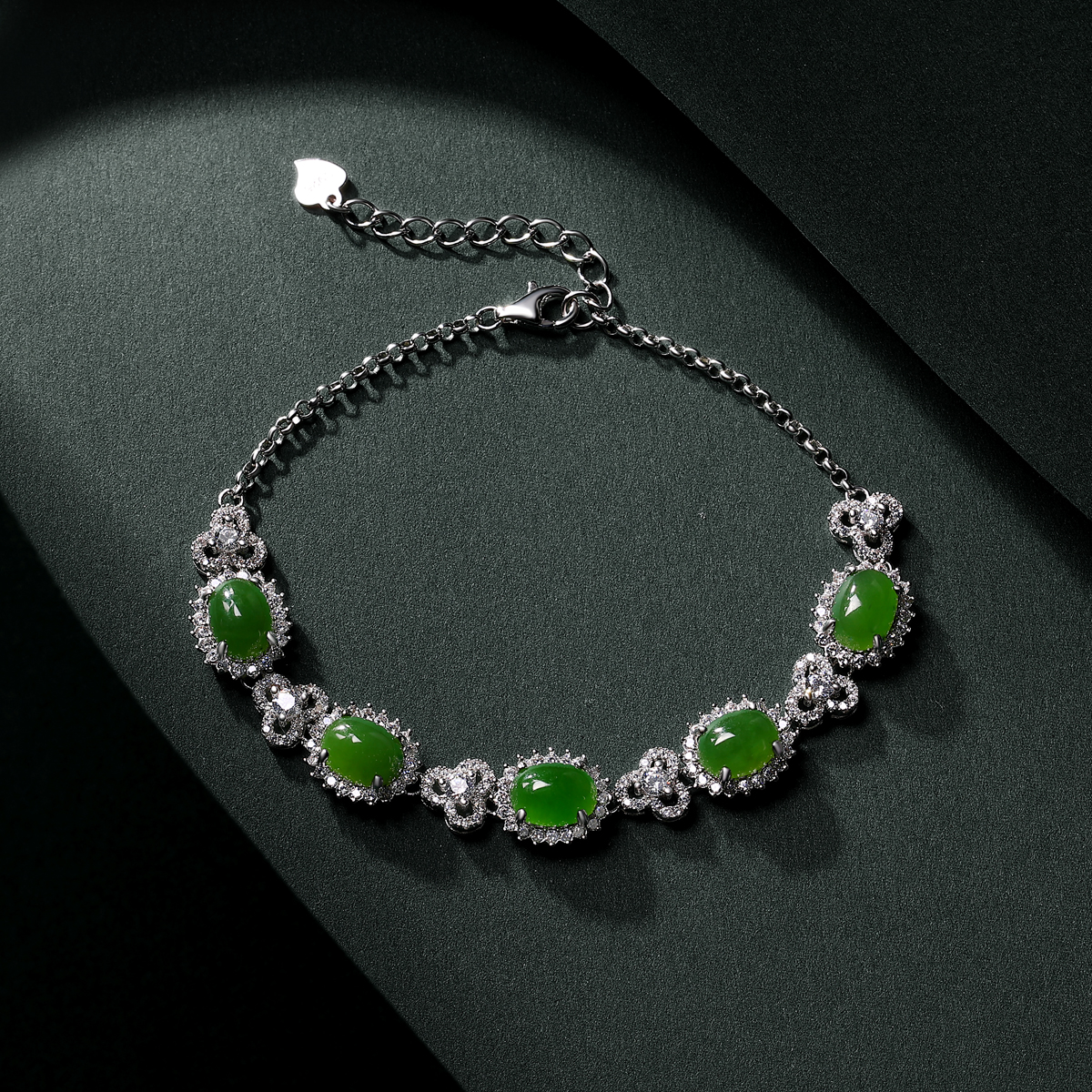 s925银镶嵌和田玉手链（多样性发其一）