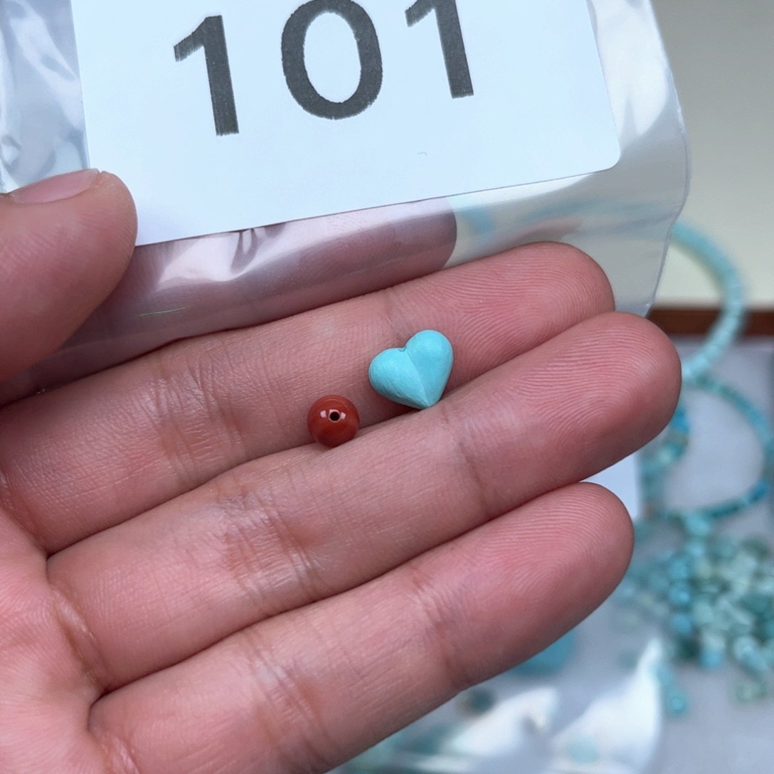 ****莫南红玛瑙未镶嵌珠宝奇石