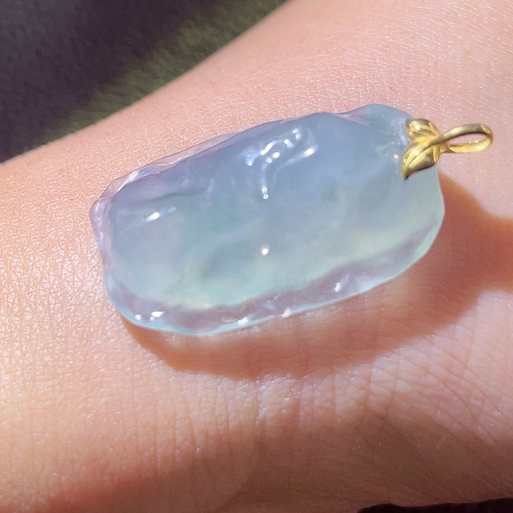 翡翠18K金镶嵌颈饰翡翠