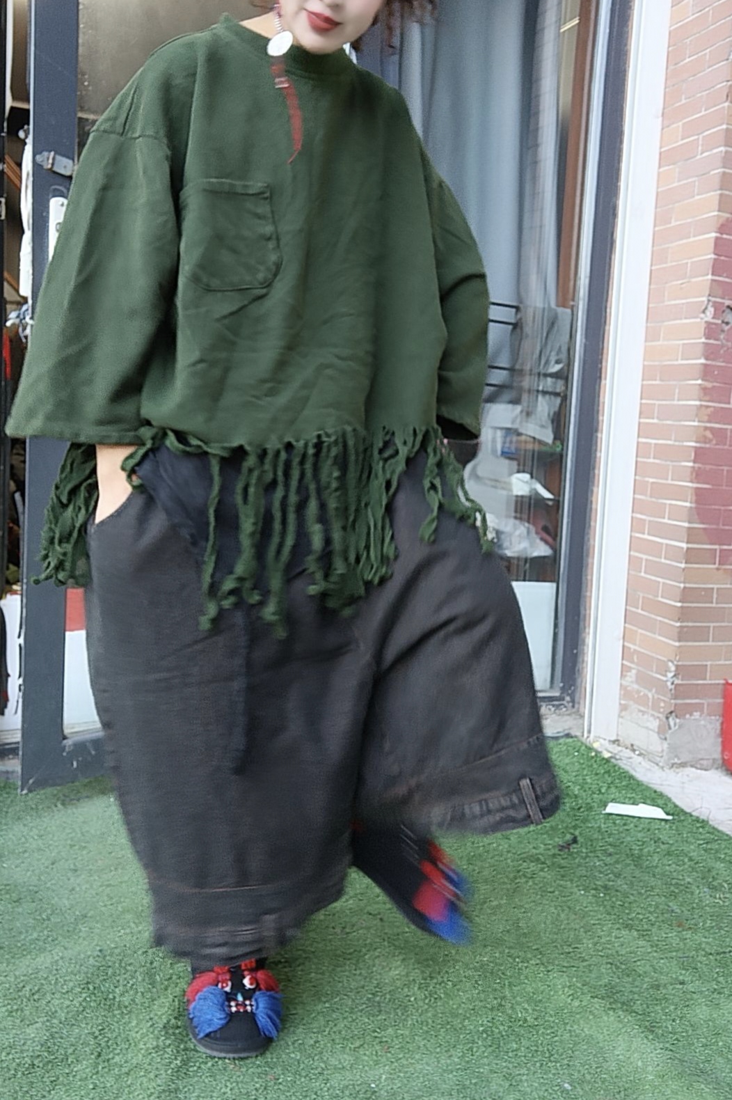 无吊牌磨白做旧长袖绿流苏T恤