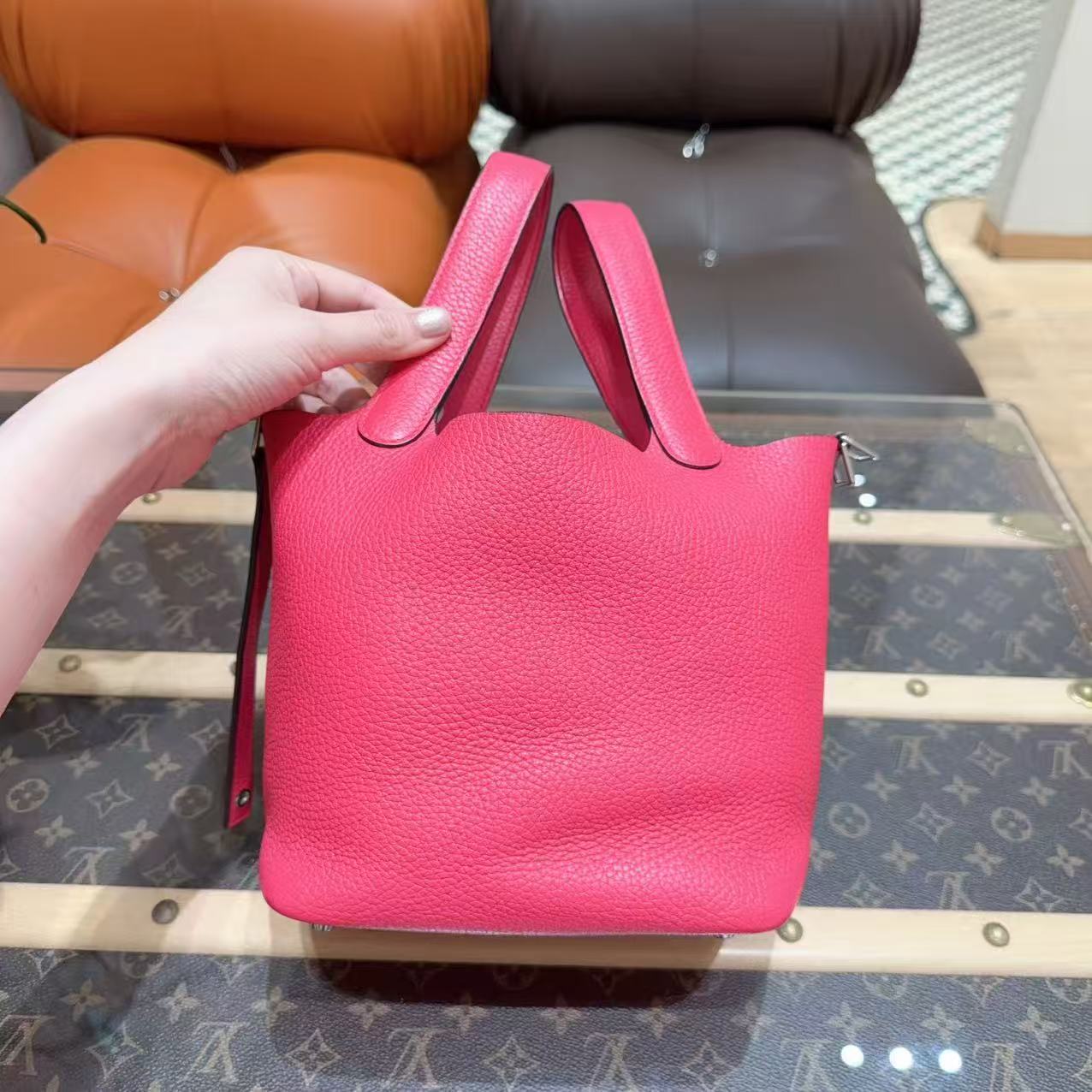 未使用 Hermes/爱马仕 水桶18 极致粉 银扣 TC皮 A