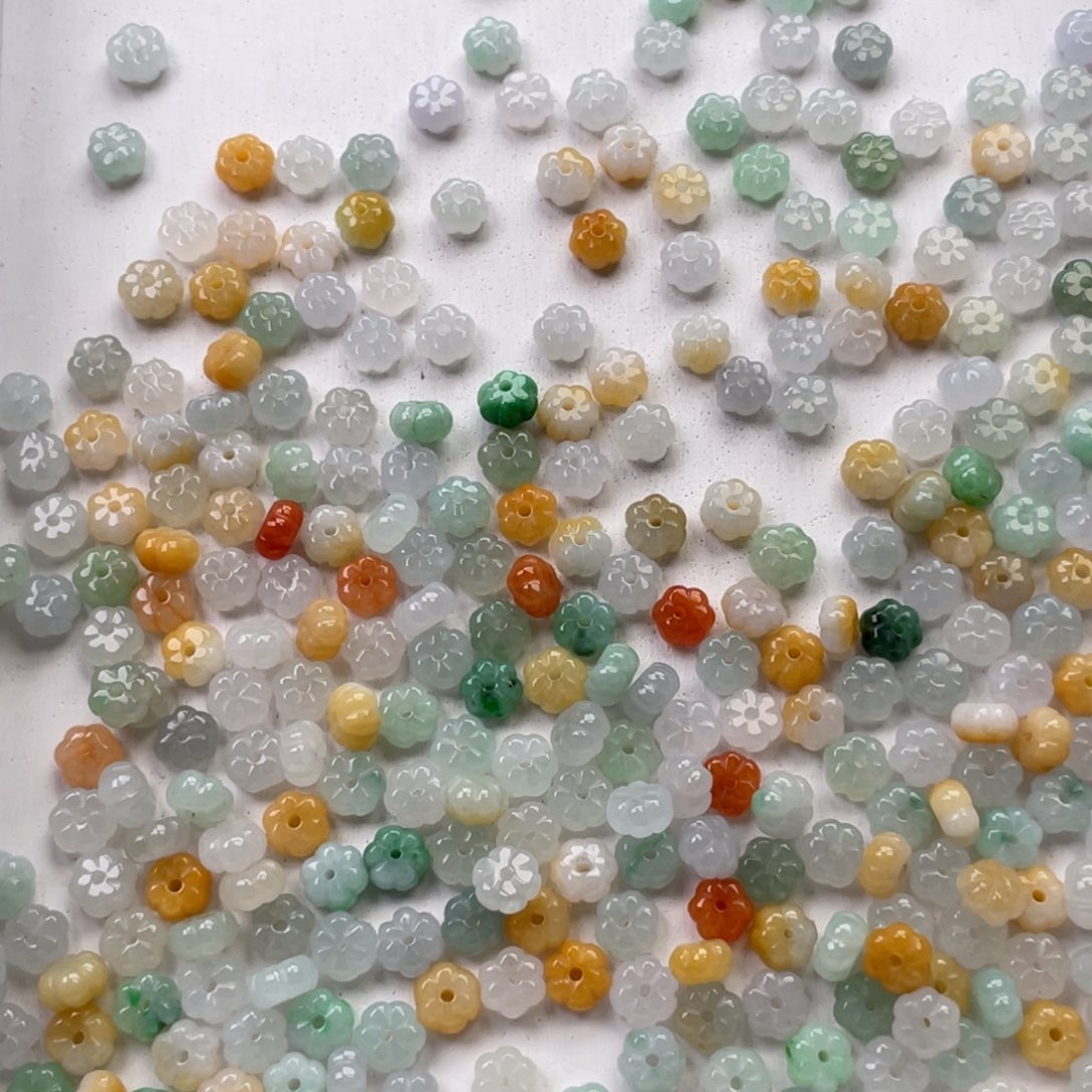 颈饰未镶嵌翡翠6元一颗