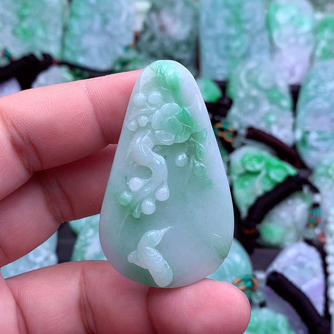 翡翠吊坠(不含链)未镶嵌