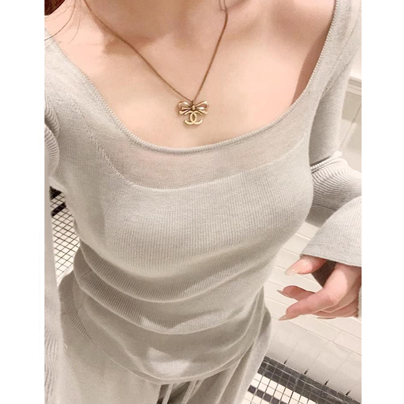 纯欲风方领套头长袖针织衫女2025新款高级感时髦内搭打底秋冬上衣