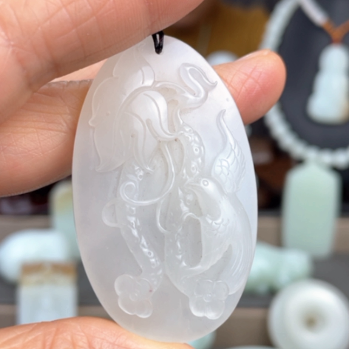 【闪购商品】颈饰未镶嵌和田玉