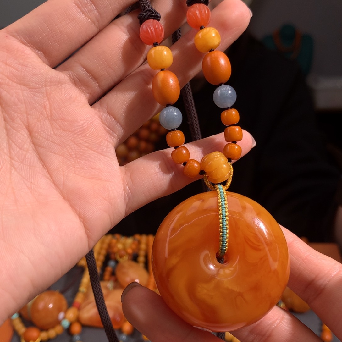 蜜蜡颈饰未镶嵌天然