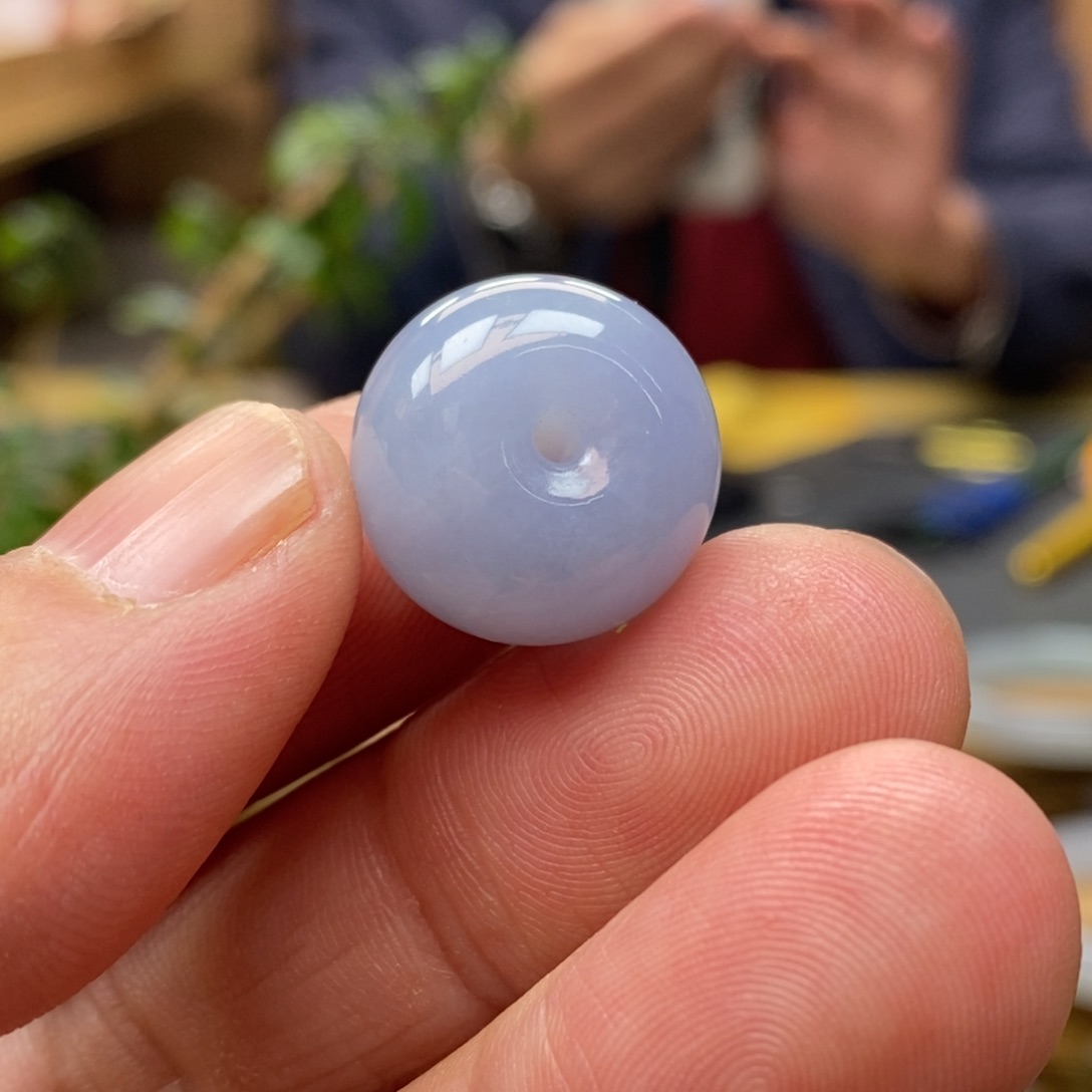 翡翠颈饰未镶嵌吊坠