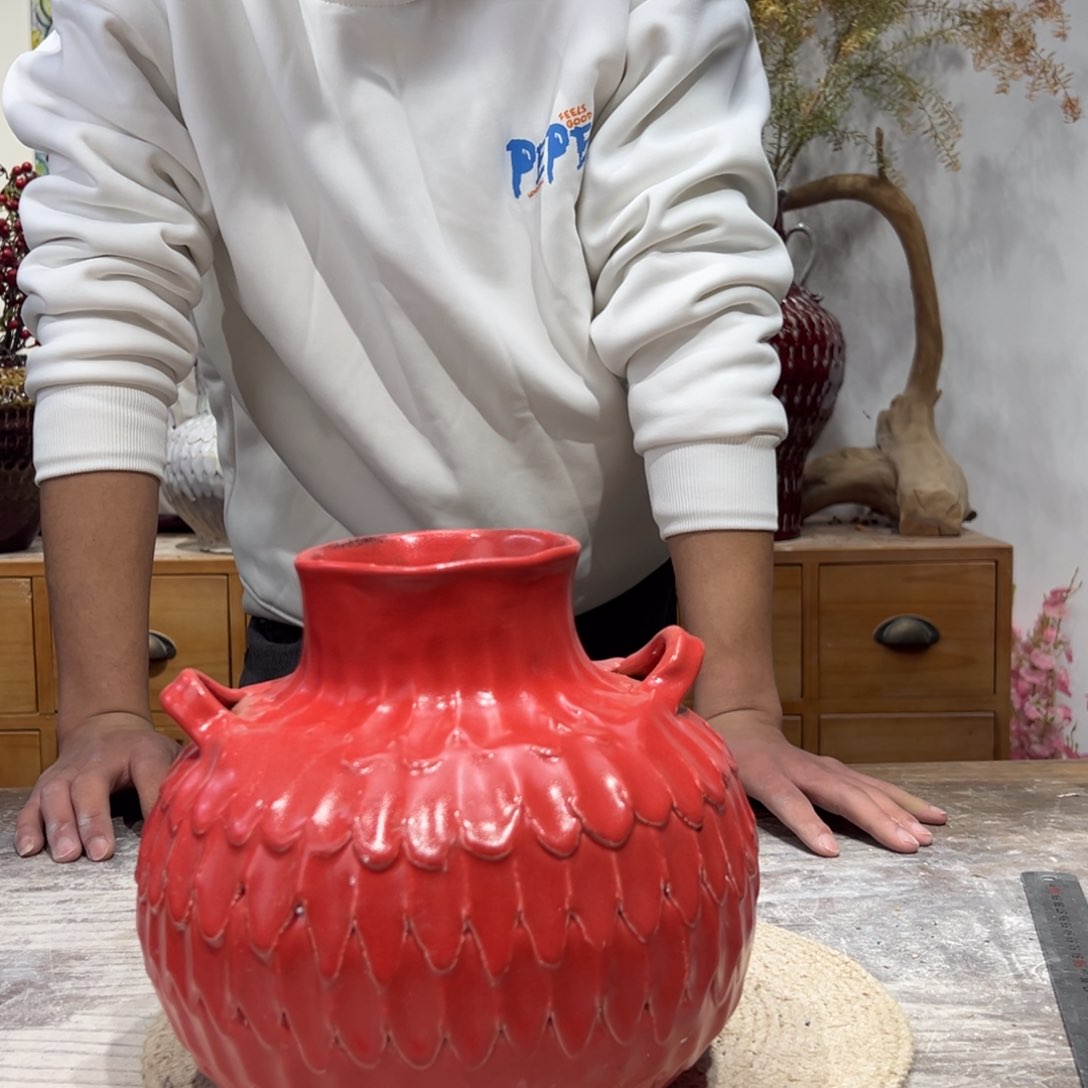 摆件陶瓷花瓶高20口9