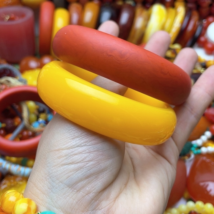 树脂制品微****心92号2个手镯一起