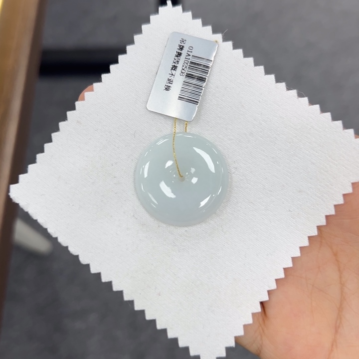 颈饰未镶嵌翡翠啊*啊平安扣