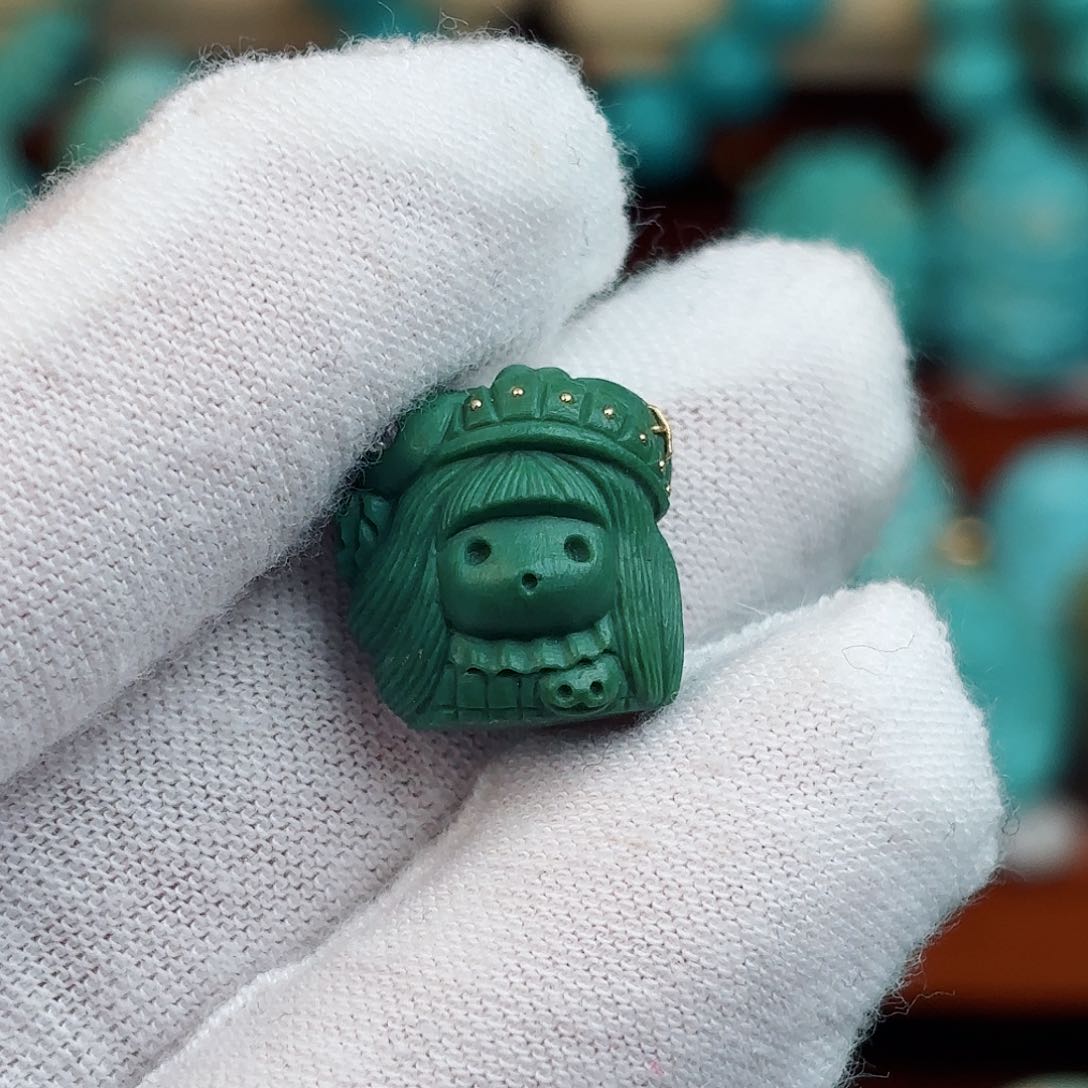 绿松石配饰未镶嵌