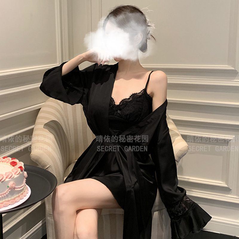 冰丝睡衣女春秋长袖套装夏季纯欲风性感蕾丝吊带睡袍家居服带胸垫