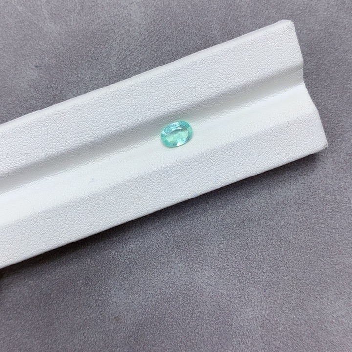 帕拉依巴碧玺珠宝半成品未镶嵌0.755c t