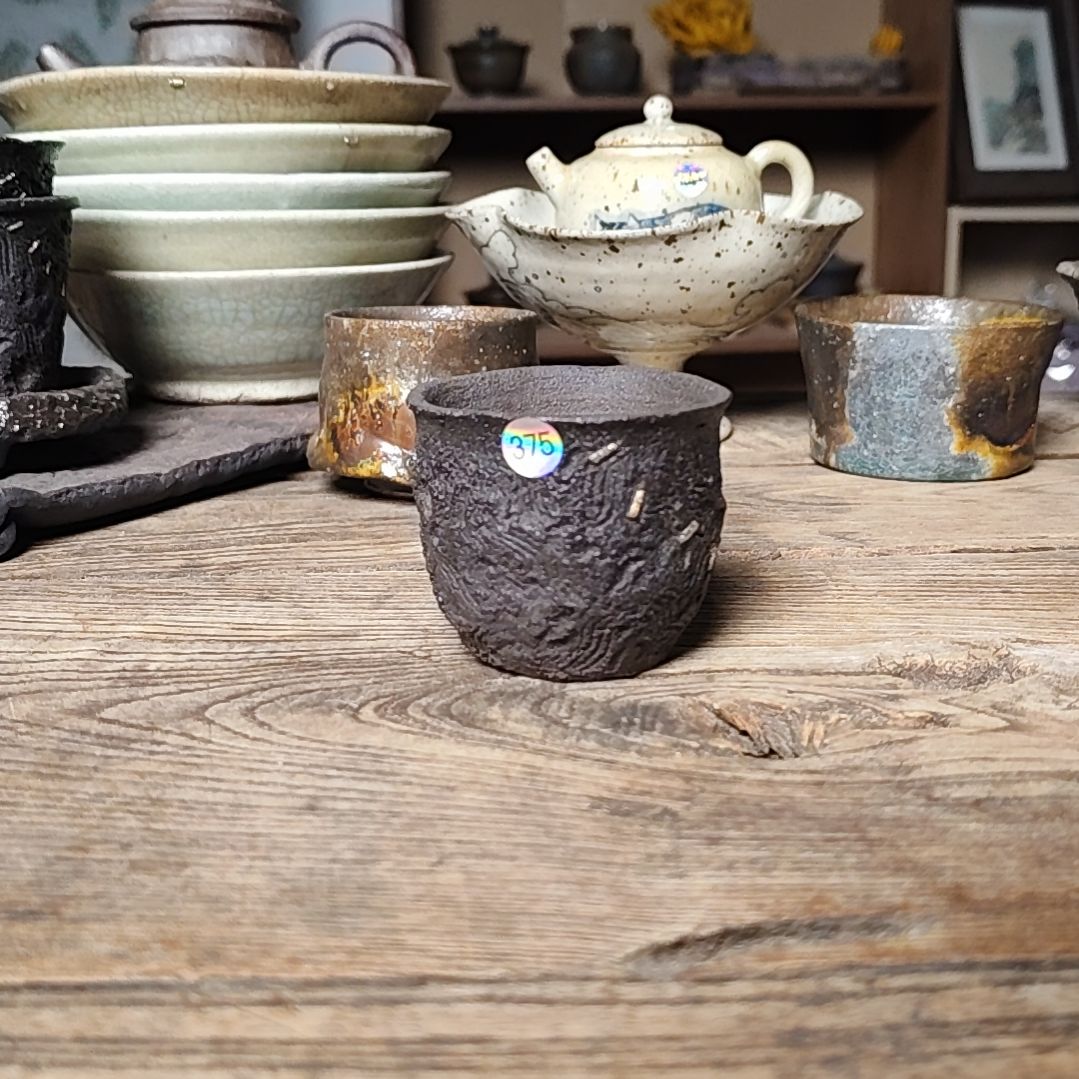 375紫砂手捏杯。。。。。。。。