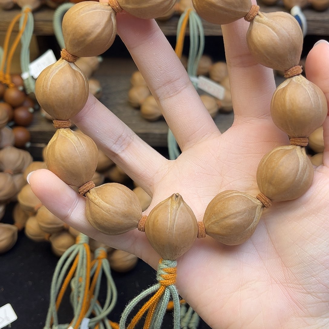 九***戏橄榄核手串001 21×26