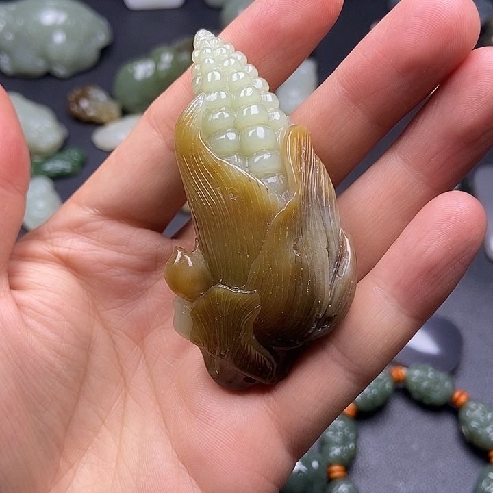 未镶嵌和田玉挂件