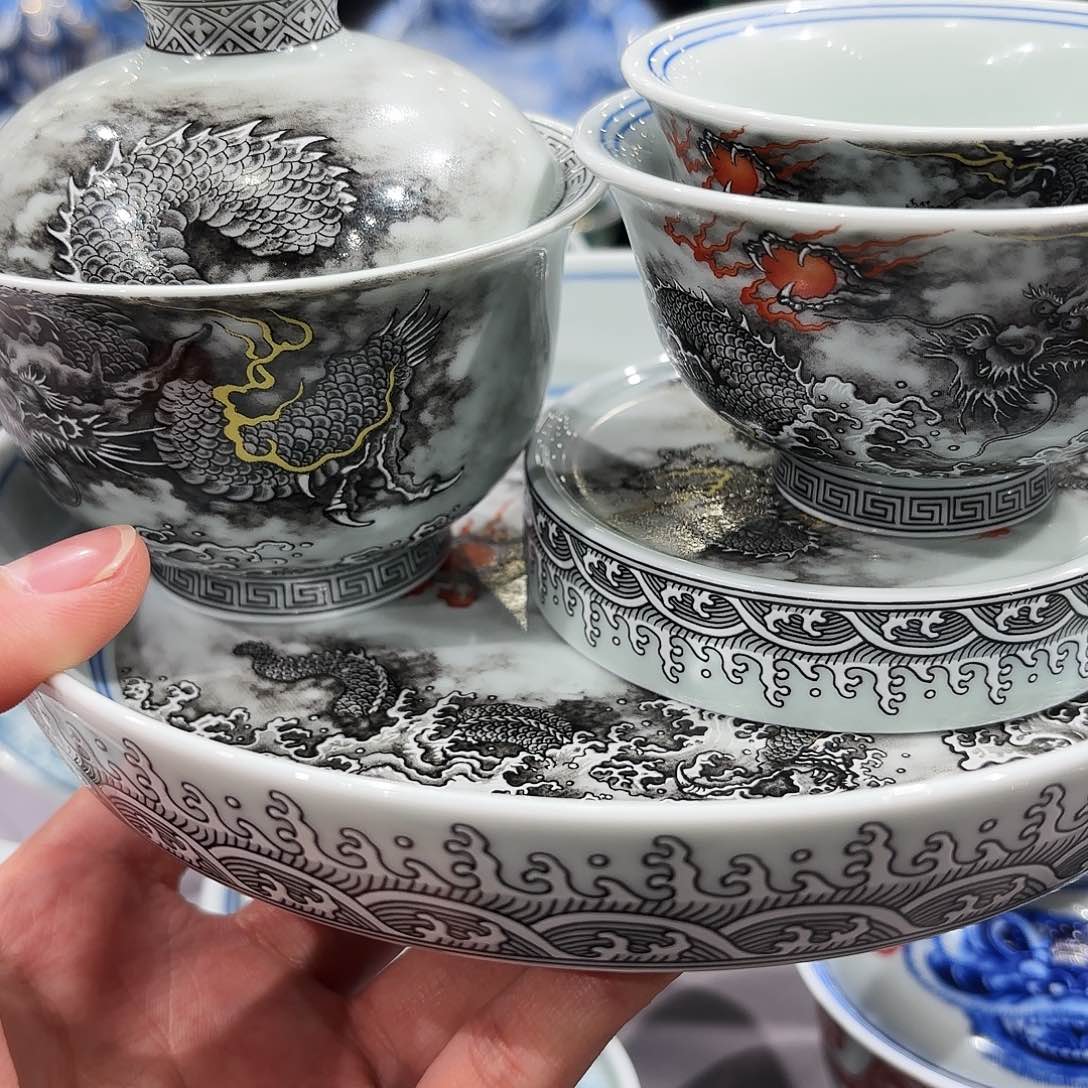 瓷片景德镇美术出版社