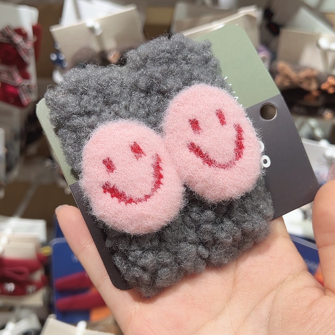 皮质铁合金粉色笑脸掰掰夹