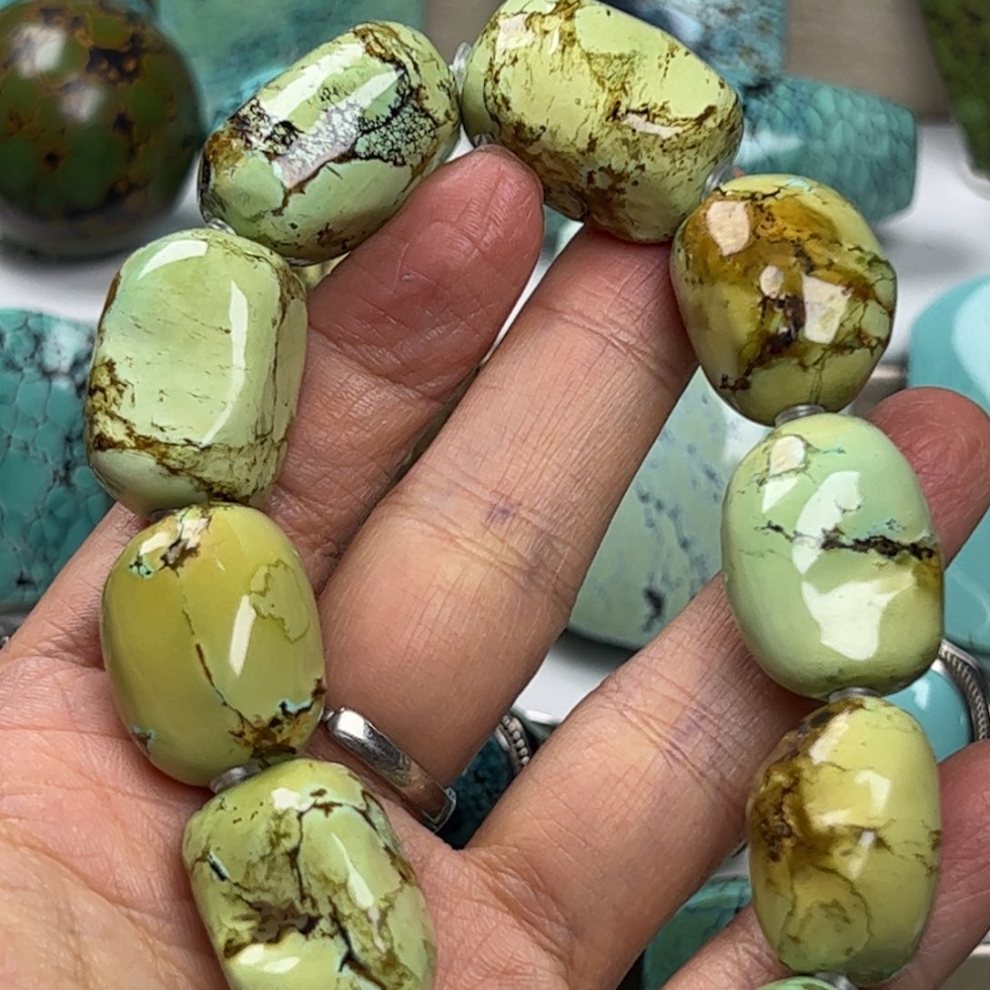 绿松石未镶嵌天然原矿绿松石