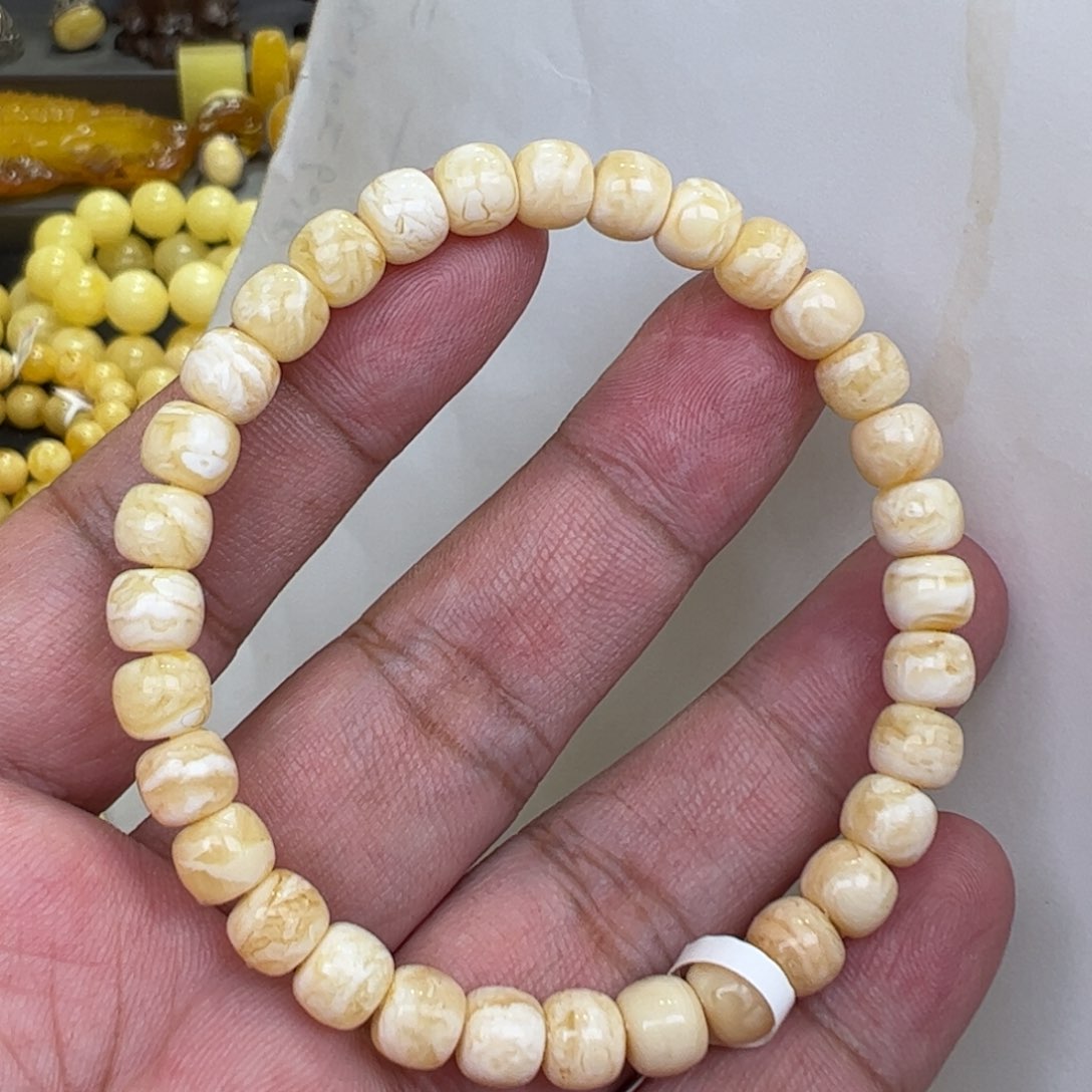 【闪购商品】未镶嵌琥珀裸石7➕6.35克