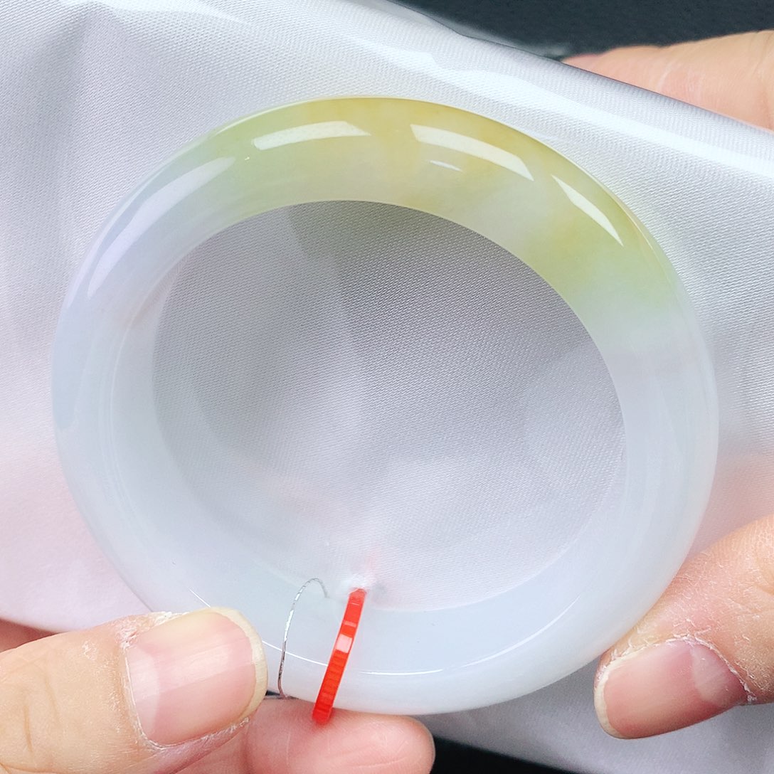 翡翠手镯未镶嵌51圈