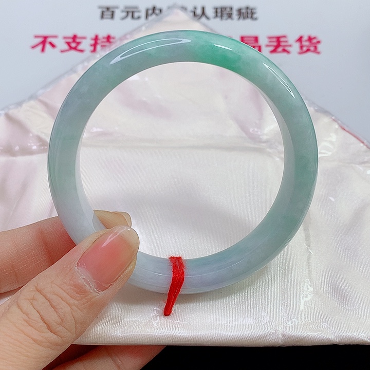 未镶嵌手镯翡翠*️****