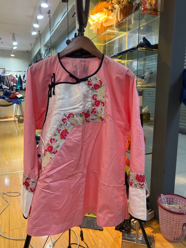 湘西苗族民族风刺绣上衣单衣