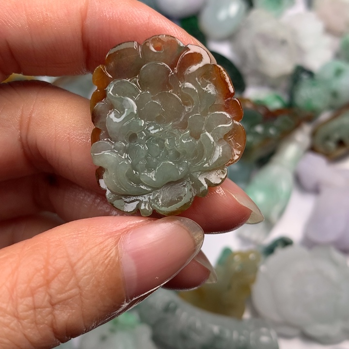 定制翡翠未镶嵌翡翠