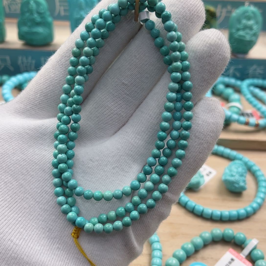 绿松石配饰未镶嵌