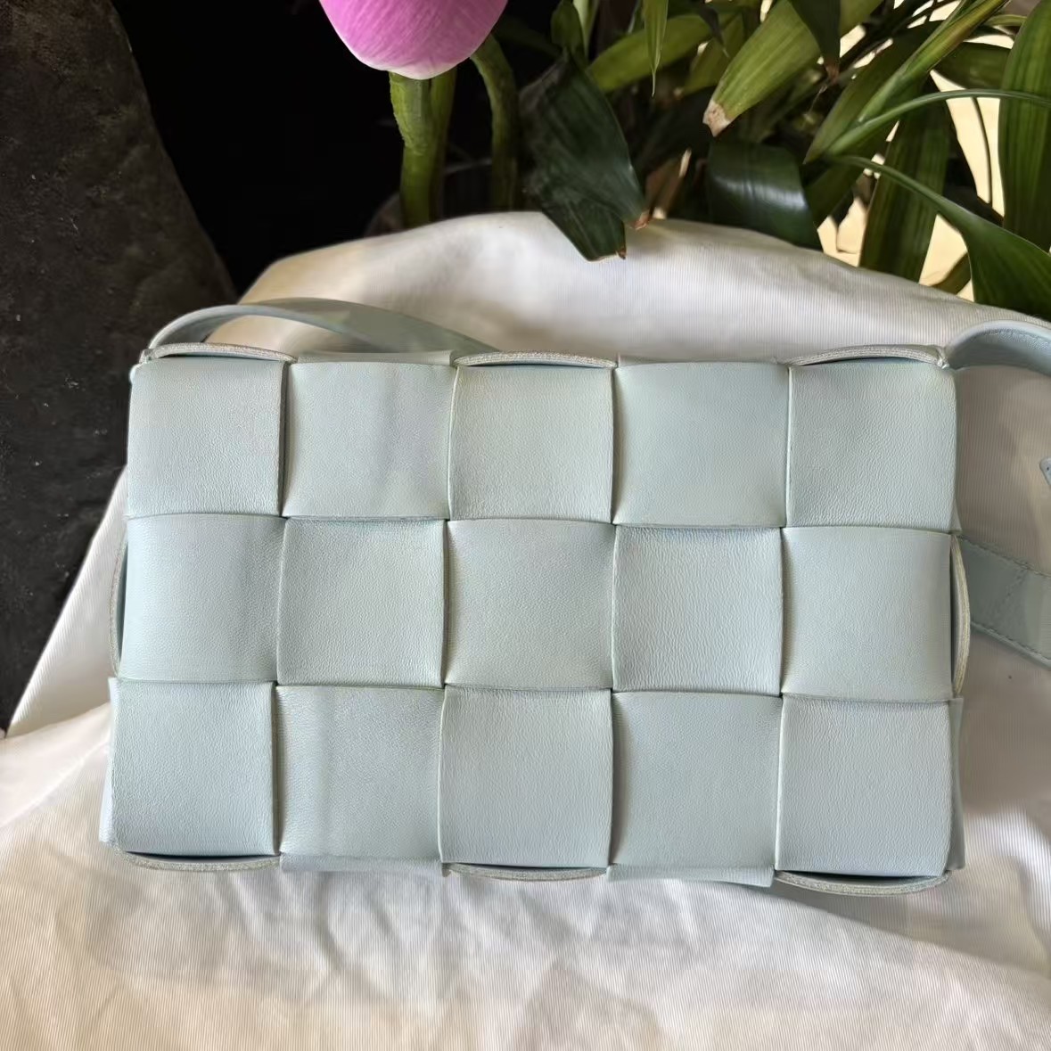 BOTTEGA VENETA/葆蝶家 斜挎包 豆腐包 wd6145/2510