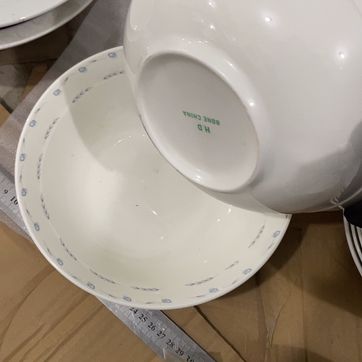 瓷片汉玉20厘米面碗3个 微瑕疵 瓷发黄