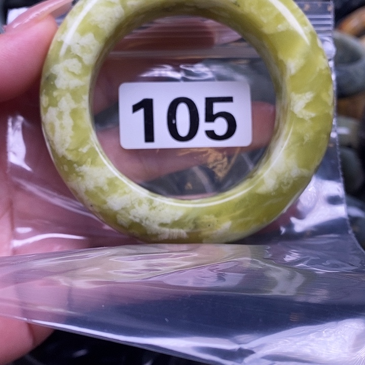 咖***乐蛇纹石玉未镶嵌手镯