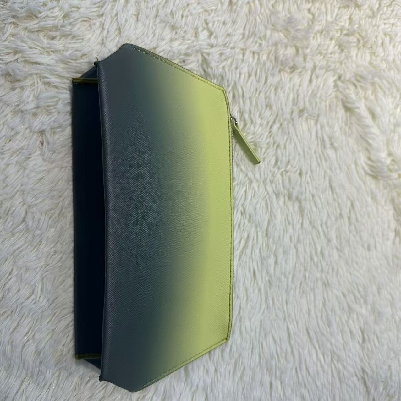 （全新未使用）绿色渐变包包！小海！！化妆包！