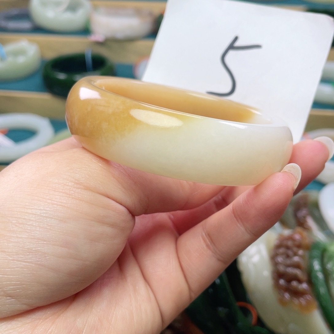 未镶嵌手镯和田玉圈口60